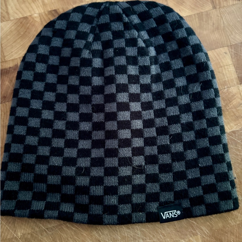 LOT of 6 Knit Hats/Beanies - Billabong, Vans, John Deere, and Bass Pro Shops